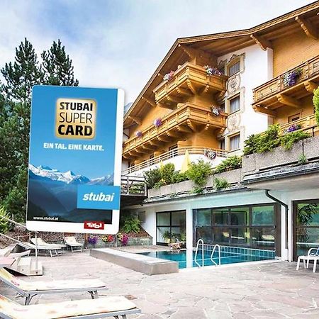 Hotel Donnerhof Fulpmes Exterior foto